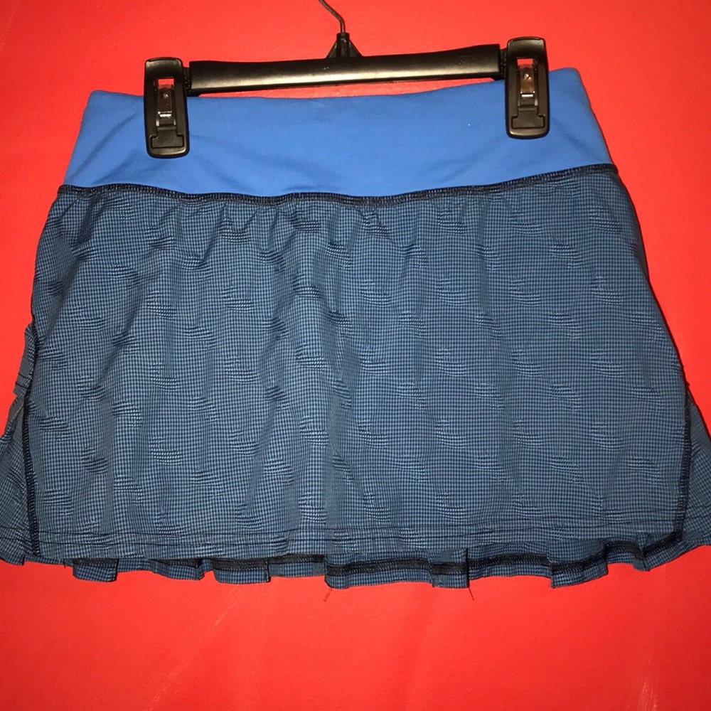 LULULEMON skort!